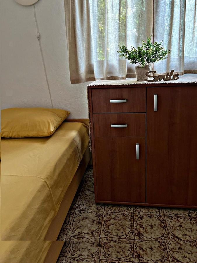 Apartment Villa Angelina, 70M From The Beach, Free Parking Novigrad (Istria) Exterior foto